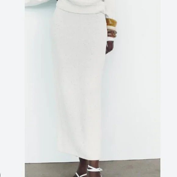 NWOT - Zara - Stretchy White Ribbed Pencil Skirt / Maxi - M - Picture 1 of 4